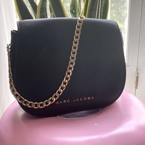 Marc Jacobs Chain Crossbody Bag